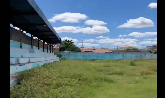 Luan do Povo cobra reforma do estádio de futebol Numa Campos