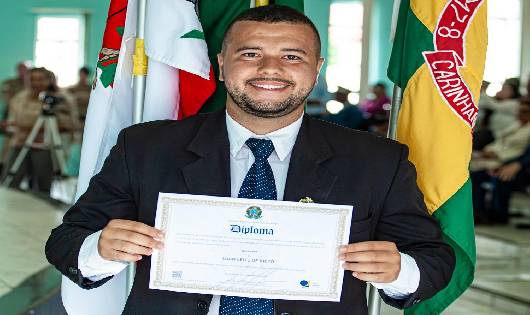 Luan do Povo e demais candidatos eleitos são diplomados em Carinhanha