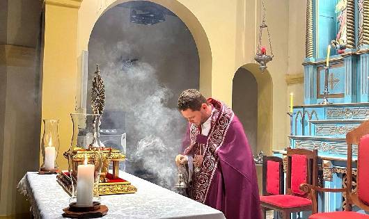 Padre Heber recebe Moção de Aplausos da Câmara Municipal de Carinhanha.