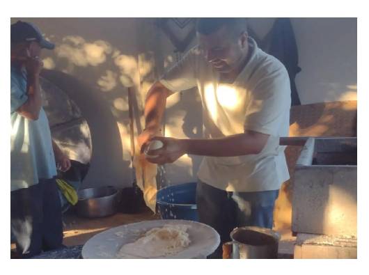 Produção artesanal de Farinha em Poço do Umbuzeiro-Carinhanha